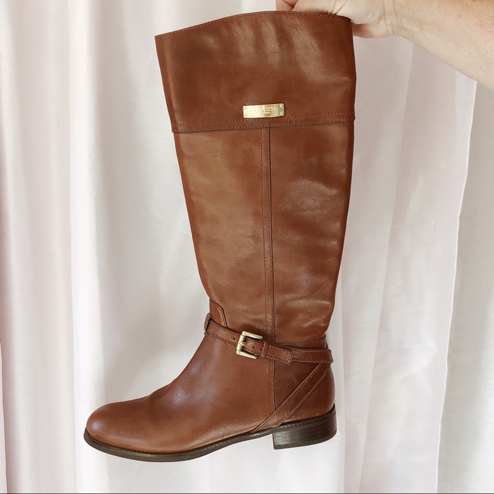 Coach Micha Boots